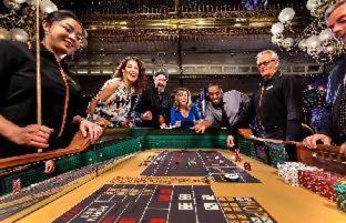 Downtown Las Vegas Resort | Four Queens Hotel and Casino