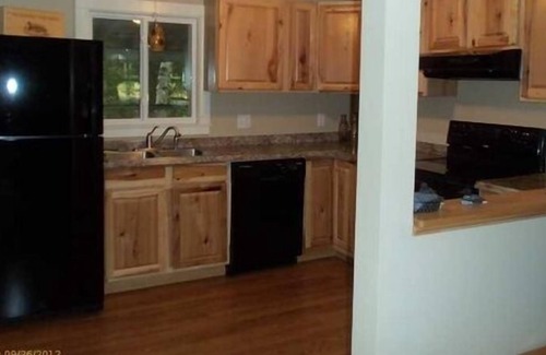 West Bridgton Cottage | Four Season Moose Pond Cottage. Skiing, Hiking, Beach, Tennis Courts And Pool!