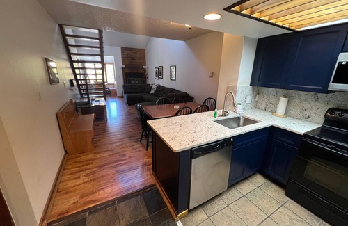 East Village at Copper Condo | Fox Pine Lodge 4 Bed 4 Bath Condo