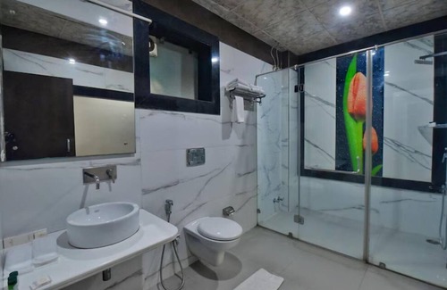 Tagore Nagar Hotel | Foxoso Fiori Hotel