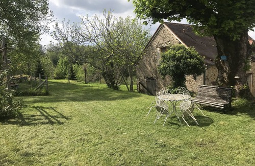 Rouffignac-Saint-Cernin-de-Reilhac House | Comfortable barn conversion in the Perigord Noir countryside.
