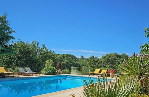 Saint-Maximin-la-Sainte-Baume House | Beautiful 100 m2 apartment in a 18th century Bastide on a vineyard Swimming pool