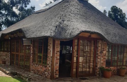 Moqhaka House | Fraaie Uitzicht Guest Farm