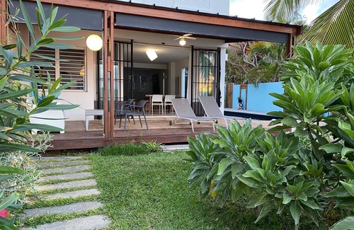 Caphomard Villa | Frangipani Villa + pool on the beach and lagoon in Saint-Gilles-les-Bains