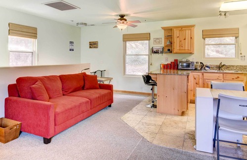 Frazier Park Apartment | Frazier Park Vacation Rental w/ Game Room & Views!