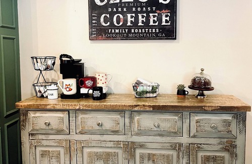 Lookout Mountain Cottage | Free S'mores October! See Details in the Property Description!
