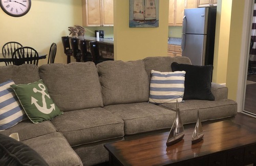 Gulf Shores Villa | FREE Sunshine! The Beach Is Calling!nTan Lines and Good Times!