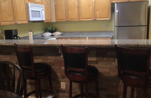 Gulf Shores Villa | FREE Sunshine! The Beach Is Calling!nTan Lines and Good Times!