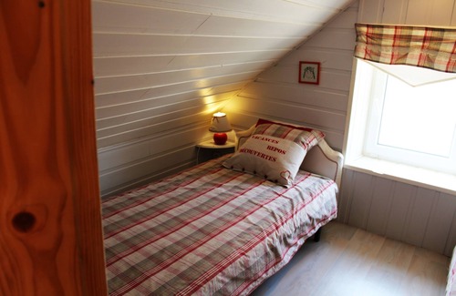 Frehel House | Frehel: country holiday home - 1 room - 1/5 persons