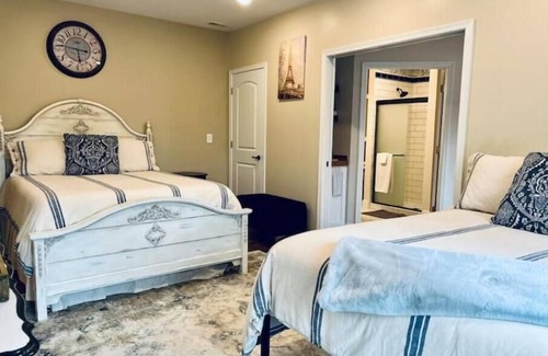 Bloomington House | French Country Guest HousenEasy access to Brown County and IU