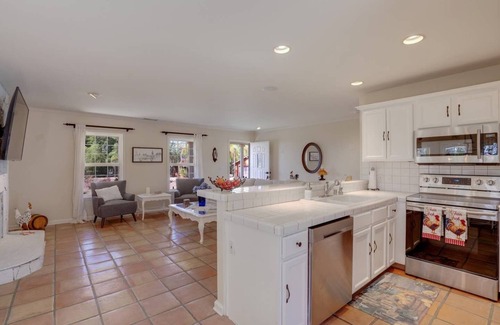 Temecula House | French country ranch in the heart of wine country with a new spa