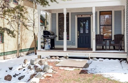 Historic District Villa | French St. Manor - Walk to Everything!