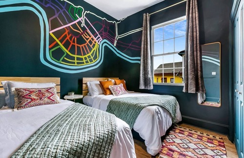 Faubourg Lafayette House | Fresh Contemporary Luxury - 10 Beds - Near FQ