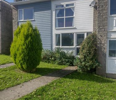 Pembroke House | Freshwater Bay, 138