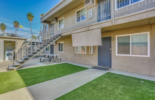 Raisin Apartment | Fresno Apartment w/ Shared Grill & Dining Area