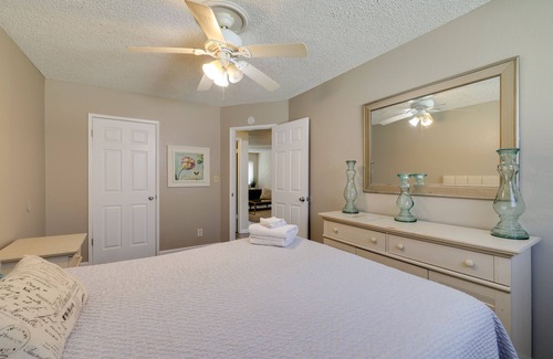 Raisin Apartment | Fresno Apartment w/ Shared Grill & Dining Area