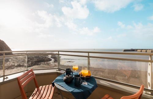 Granville Apartment | Front de mer vue exceptionnelle