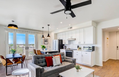 Menlo Park Apartment | Frontdesk | 2 BR Apt in Menlo Park