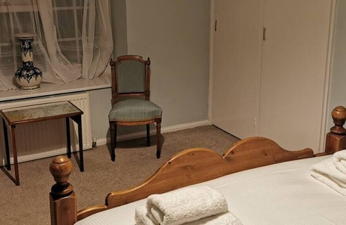 Scarborough Cottage | Fryer's Cottage - Seamer Main Street