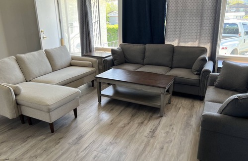 Kamloops House | Full 2 bedroom 1bath house