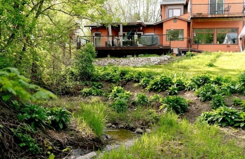 Vernon Apartment | Full Suite! Private and Secluded Deck/Yard! Central to Vernon! Pet Friendly!n