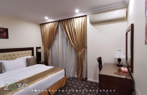 Al Bawadi House | Fully Furnished 3 Rooms Serviced Apartment FOR RENT Sari St / UNIT 6