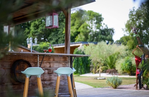 Pleguien House | Fully renovated farmhouse with swimming pool and Jacuzzi, 10 minutes from the sea