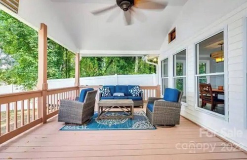 Rock Hill House | Fully Renovated Lakehouse on Lake Wylie