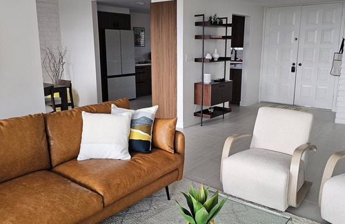 Rancho Palmeras House | Fully Renovated Mid-Century Getaway