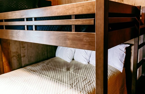 Spirit Lake Cottage | Fun, Affordable Boat Cottages