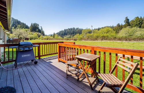 Orick Cabin | Fun Getaway w/ Two Separate Spaces, Gas Grill, Free WiFi & Private Patio