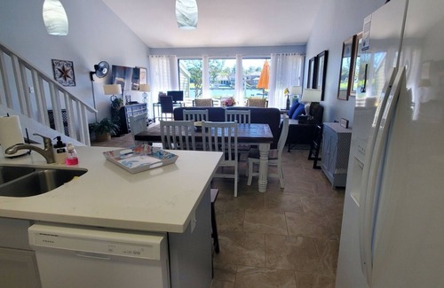 April Sound House | Fun Waterfront Condo in April Sound