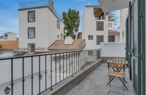 Sao Pedro Apartment | Funchal City Nest III