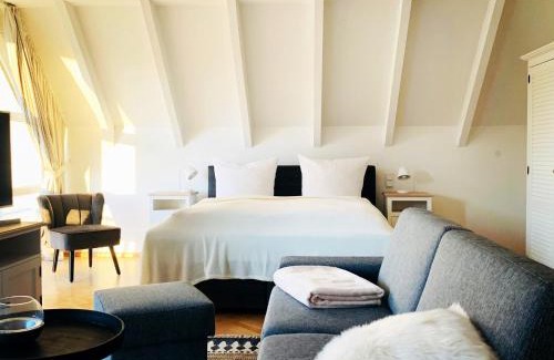 Sereetz Apartment | FUNCKyHOME Apartments