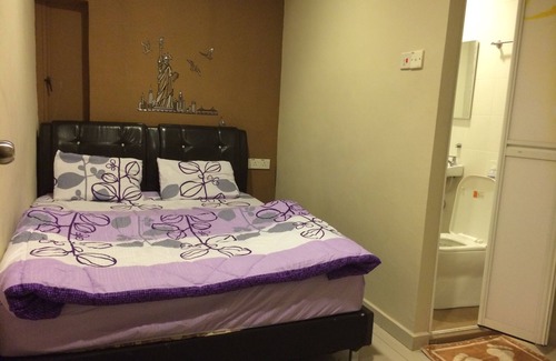 Bukit Bintang Hotel | Funky Crib Hotel