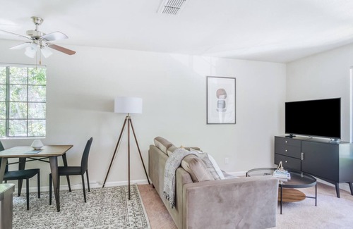 Walnut Creek Apartment | Furnished 1BR in Walnut Creek, Pool + Pet-Friendly