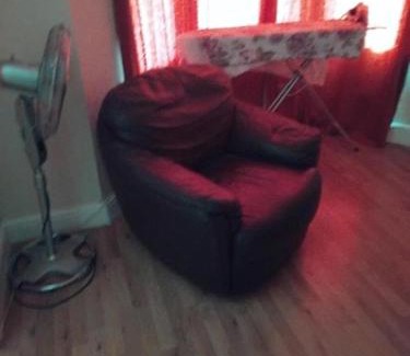 Plumstead House | Furnished Room in a house near train station,bus stop and town center