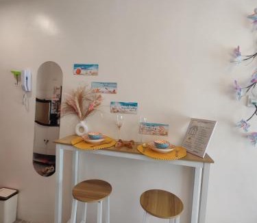 Minglanilla Apartment | Fyangz Mini Karaoke Condo Staycation