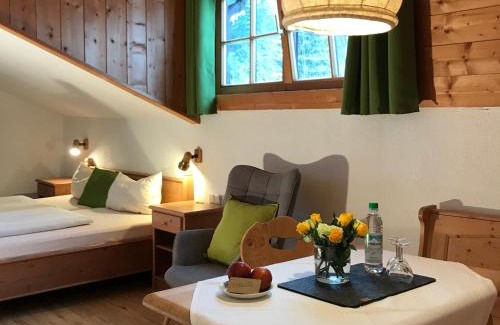 Neuhaus Apartment | Gästehaus Hotel Maria Theresia