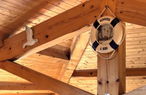 Valfleury House | Gîte au calme avec terrasse, idéal randonnées - FR-1-496-99