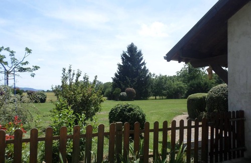 Villette-sur-Ain House | Gîte au Mas Corbier - Villette-sur-ain
