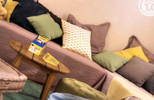 Sainte-Croix-en-Jarez House | Gîte authentique du XIVe, animaux admis, jardin, cadre verdoyant - FR-1-496-136