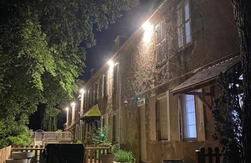 Souvigny House | Gîte charmant à Souvigny - Confort moderne, 6 pers, Animaux admis - FR-1-489-583