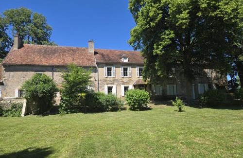 Souvigny House | Gîte charmant à Souvigny - Confort moderne, 6 pers, Animaux admis - FR-1-489-583