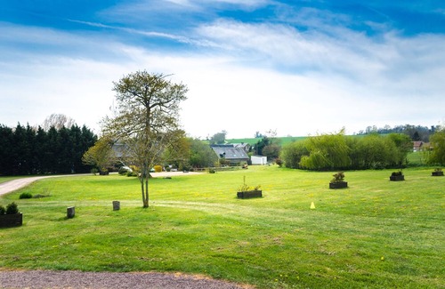 La Caine House | Gîte de Campagne de 15 Personnes Idéal Pour un Séjour en Famille !