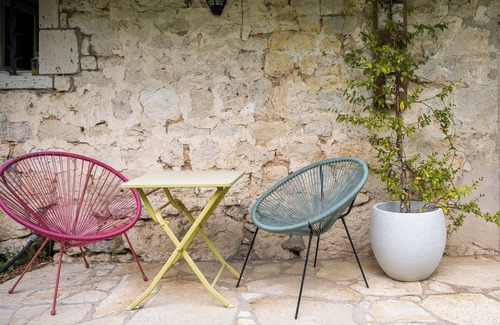 Belveze House | Gîte de Charme à la Campagne, Piscine, Idéal Famille Pour Sejour Calme et Nature
