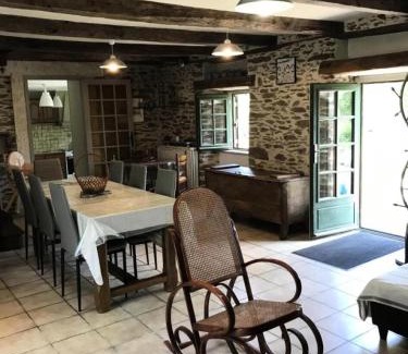 Saint-Merd-de-Lapleau Apartment | Gîte de France Le rouzeyrol 3 épis - Gîte de France 12 personnes MAE-9674