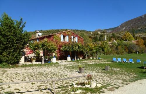 Moustiers-Sainte-Marie Hotel | Gîte de Vénascle