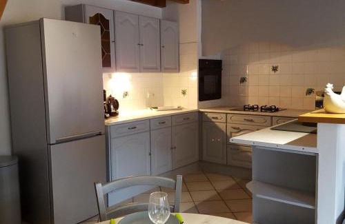 Pilat Rhodanien House | Gîte en pierre avec piscine privative et terrasse à St-Appolinard - FR-1-496-202