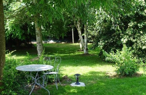 La Chapelle-Saint-Aubert House | Gîte La Maison d'Amélie